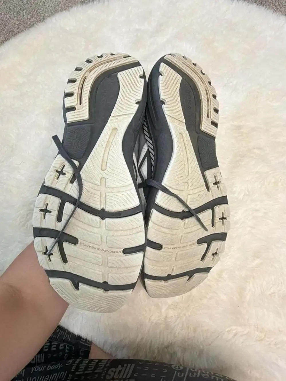 Mens Brooks Adrenaline GTS 23 Running Shoes White Black